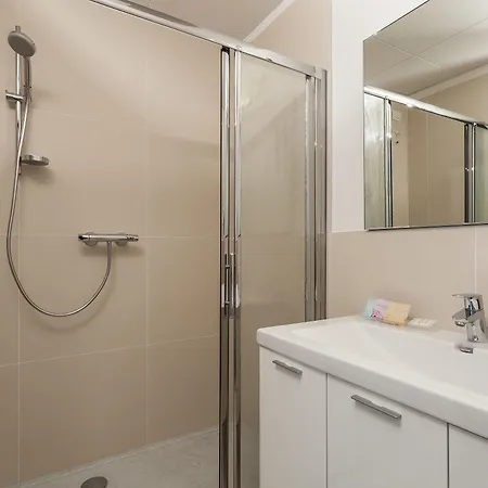 Forlanini 52 Otel 3*