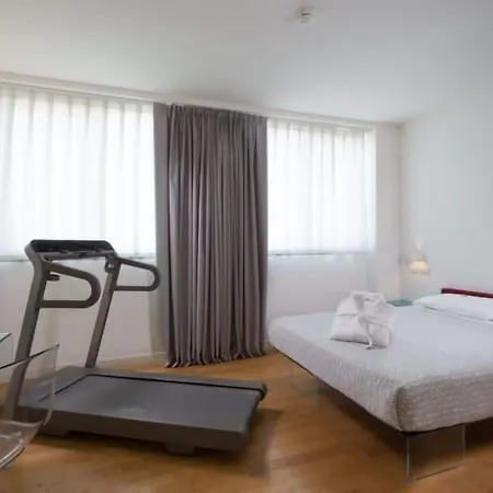 Forlanini 52 Otel 3*