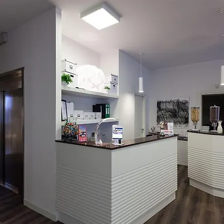 Otel Forlanini 52 3*