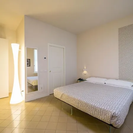 Forlanini 52 Otel 3*