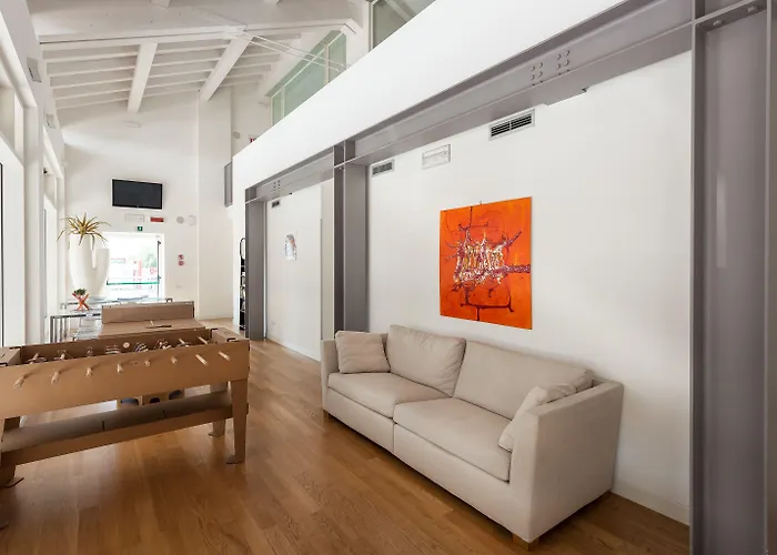 Szálloda Forlanini 52