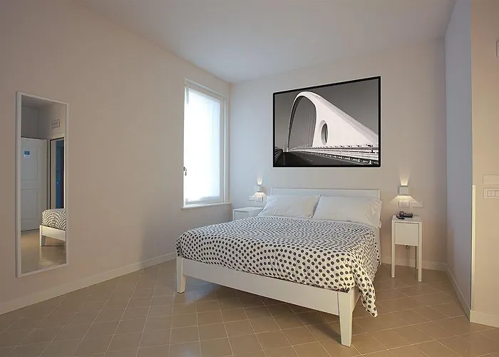 Forlanini 52 Szálloda 3*